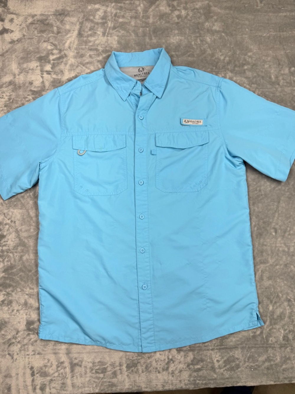 Realtree Short-Sleeve Performance Button-Down Shirt in Sky‎ Blue